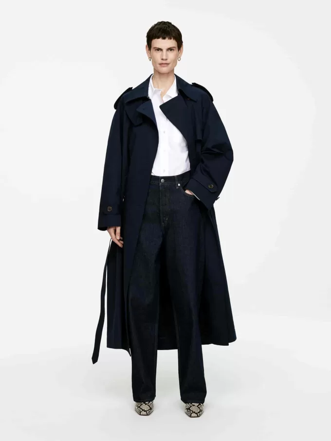 Ankelstövlar med fyrkantig tå Ankelstövlar med fyrkantig tå