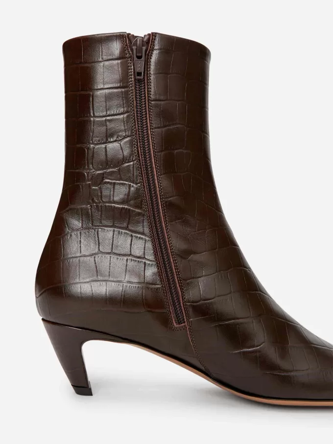 Ankelstövlar med fyrkantig tå Ankelstövlar med fyrkantig tå