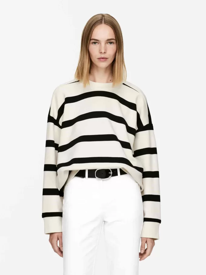 Avslappnad frottétröja Avslappnad frottétröja