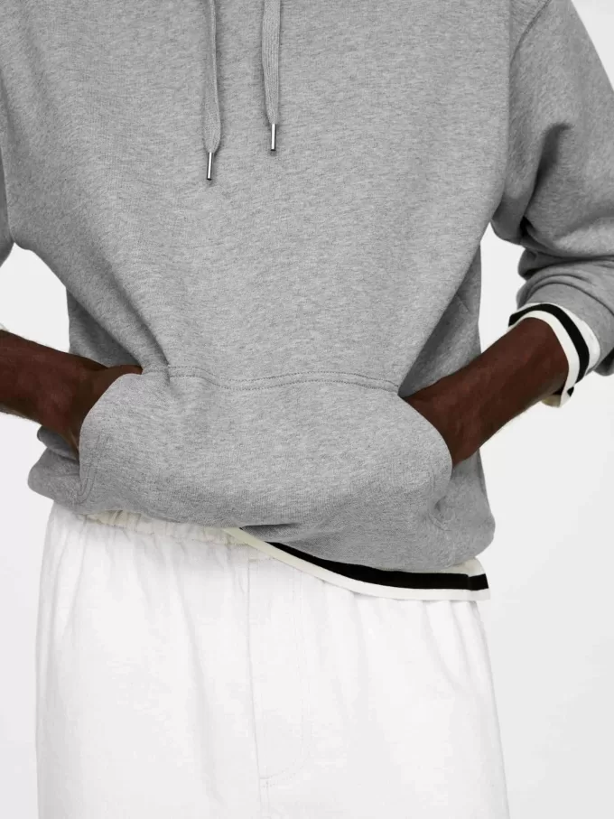 Avslappnad huvtröja Avslappnad huvtröja