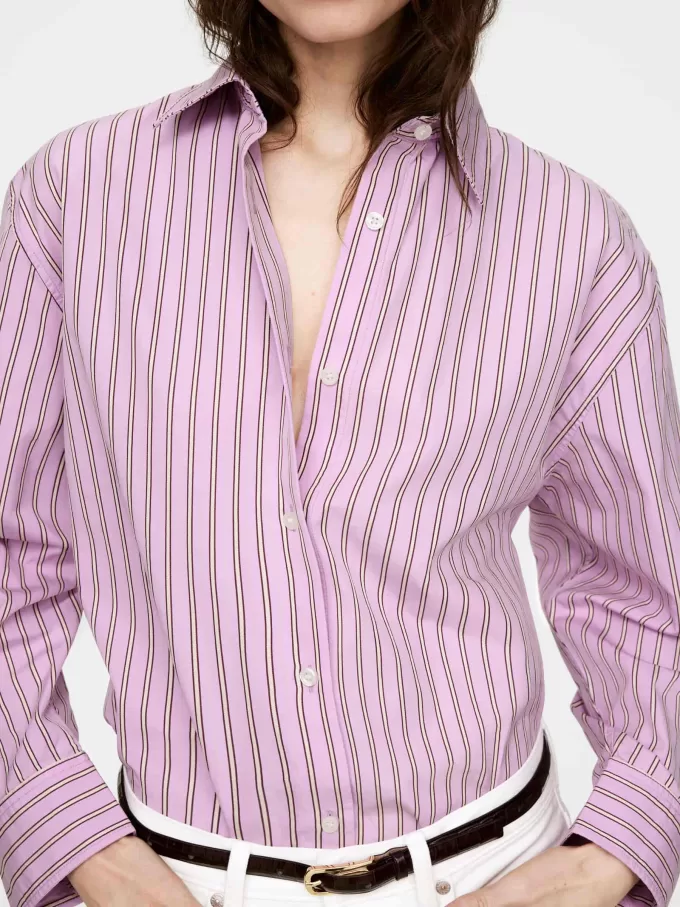 Avslappnad poplinskjorta Avslappnad poplinskjorta