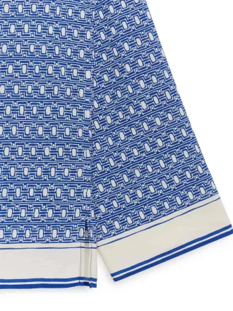 Avslappnad semesterskjorta