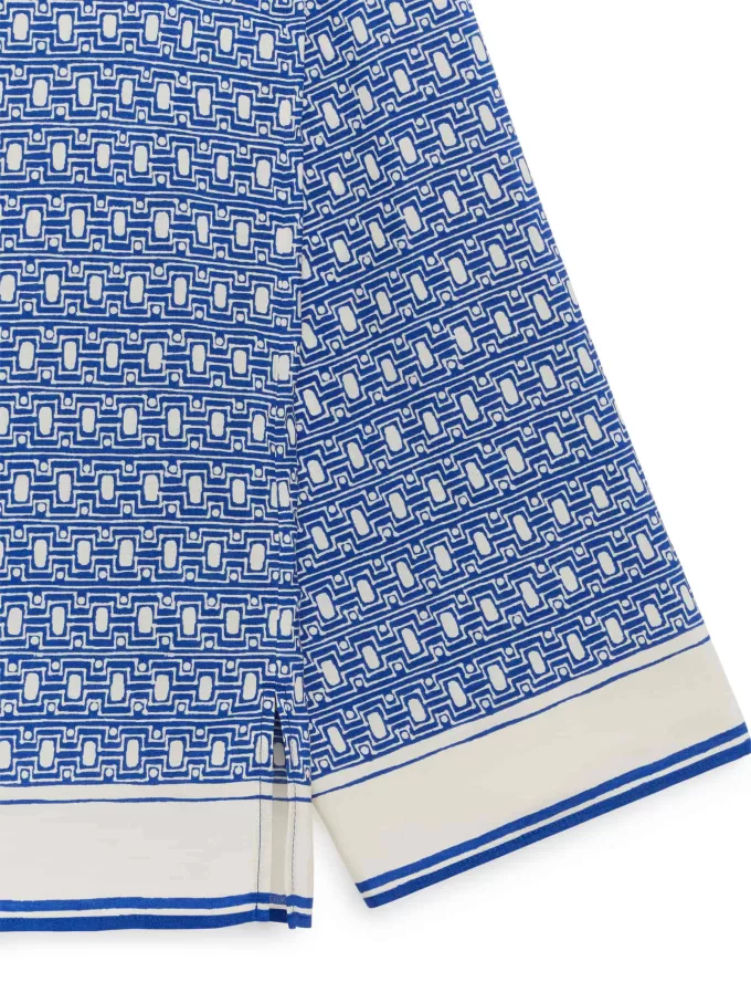 Avslappnad semesterskjorta Avslappnad semesterskjorta