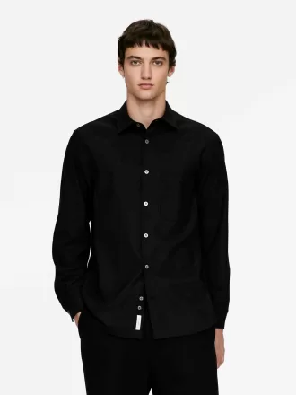 Avslappnad skjorta i ullblandning