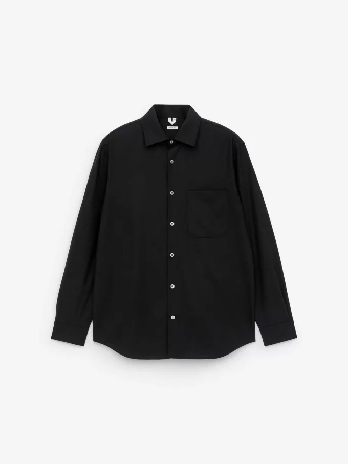 Avslappnad skjorta i ullblandning