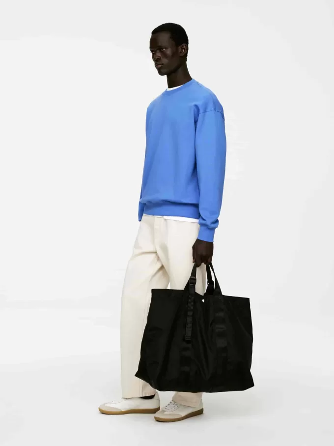 Avslappnad tröja Avslappnad tröja