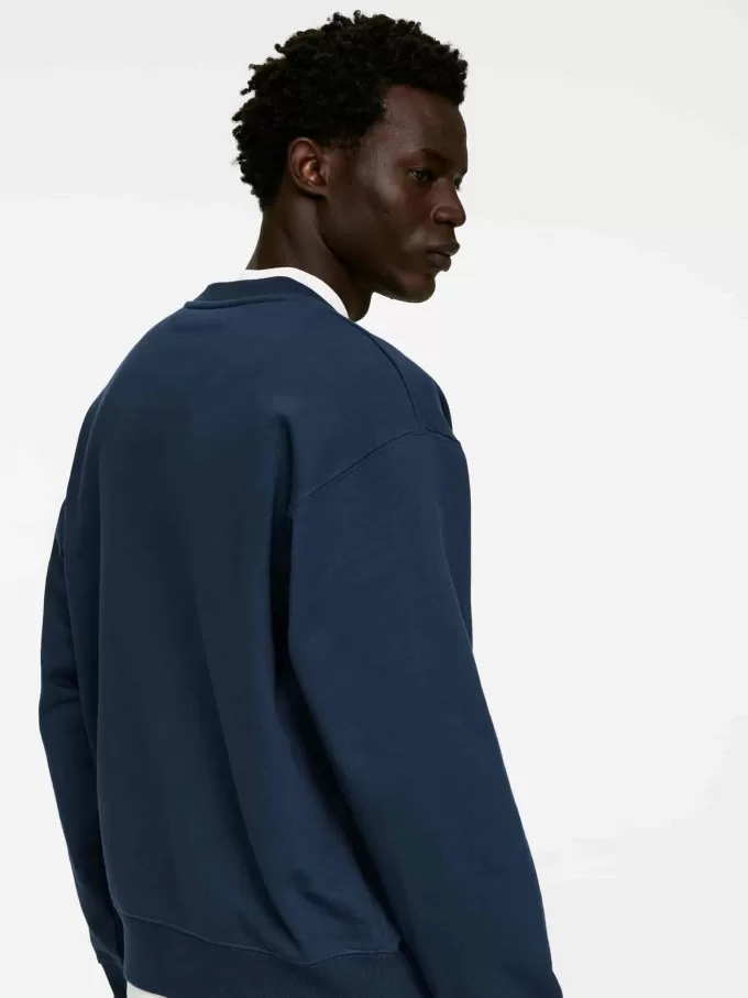 Avslappnad tröja Avslappnad tröja