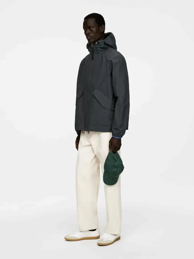 Avslappnad vindjacka Avslappnad vindjacka