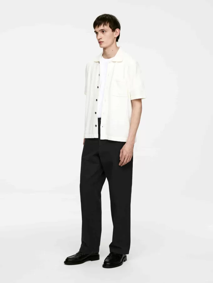 Avslappnade canvasbyxor Avslappnade canvasbyxor