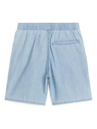 Avslappnade jeansshorts
