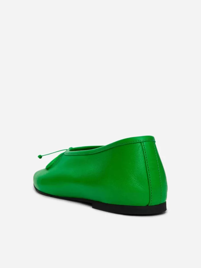 Balettlägenheter i läder Balettlägenheter i läder