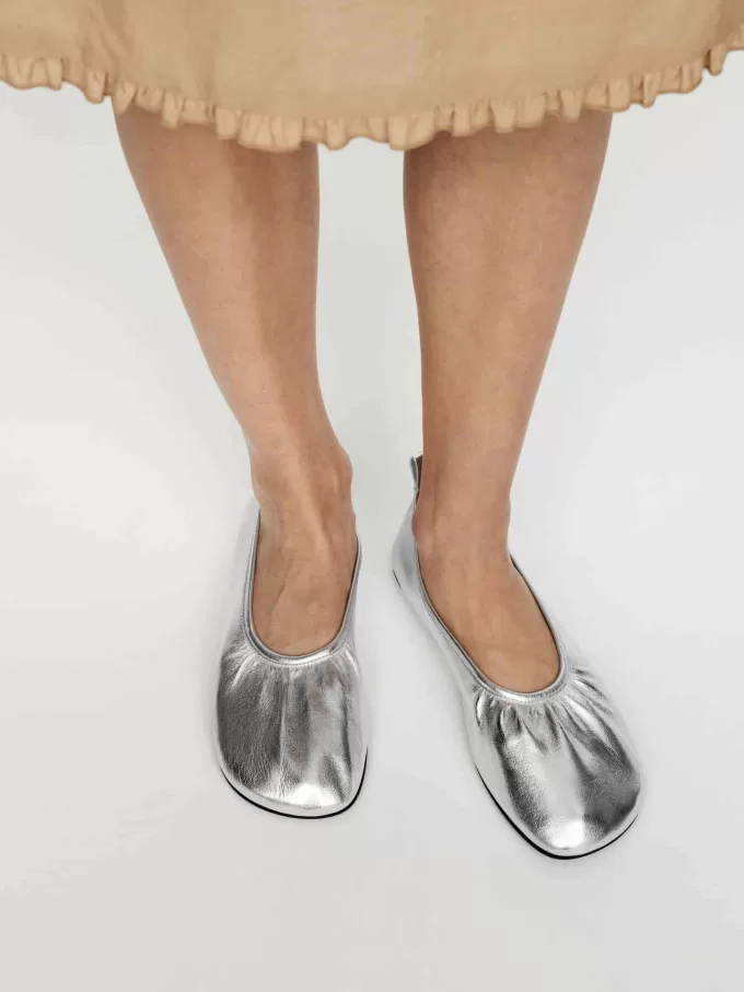 Balettlägenheter i läder Balettlägenheter i läder