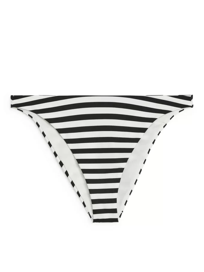 Bikinitröja i mitten av midjan Bikinitröja i mitten av midjan