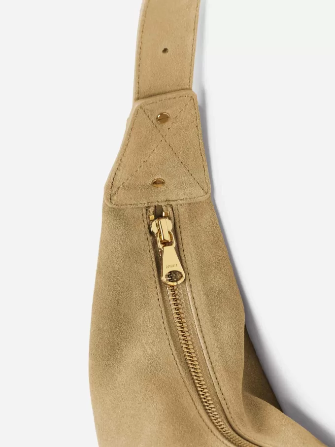 Böjd mockaväska Böjd mockaväska