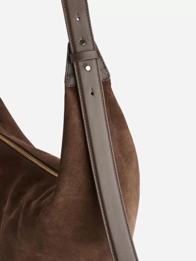 Böjd mockaväska Böjd mockaväska