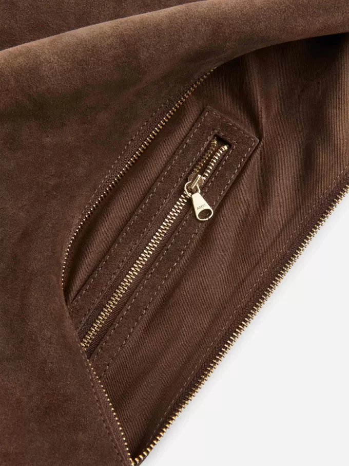 Böjd mockaväska Böjd mockaväska