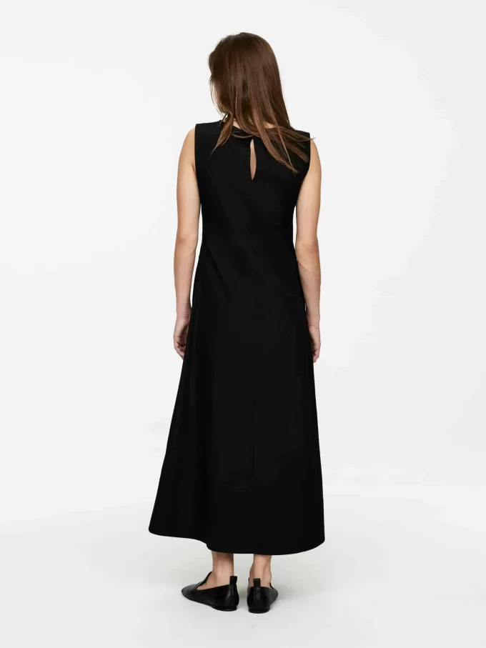 Broderad klänning Broderad klänning