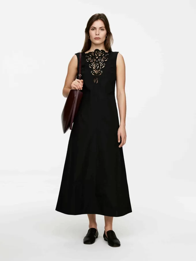 Broderad klänning Broderad klänning