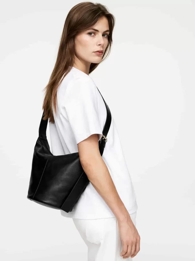 Bucket Bag i läder Bucket Bag i läder