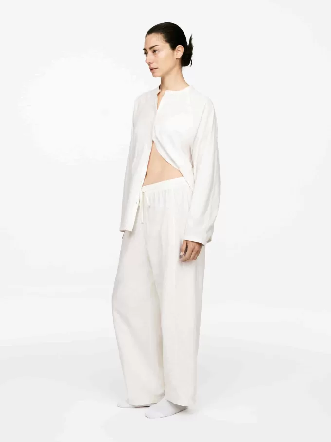 Byxor i bomull och linne Byxor i bomull och linne