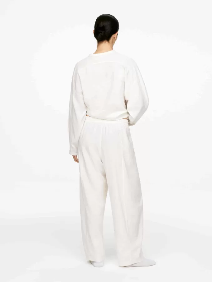 Byxor i bomull och linne Byxor i bomull och linne