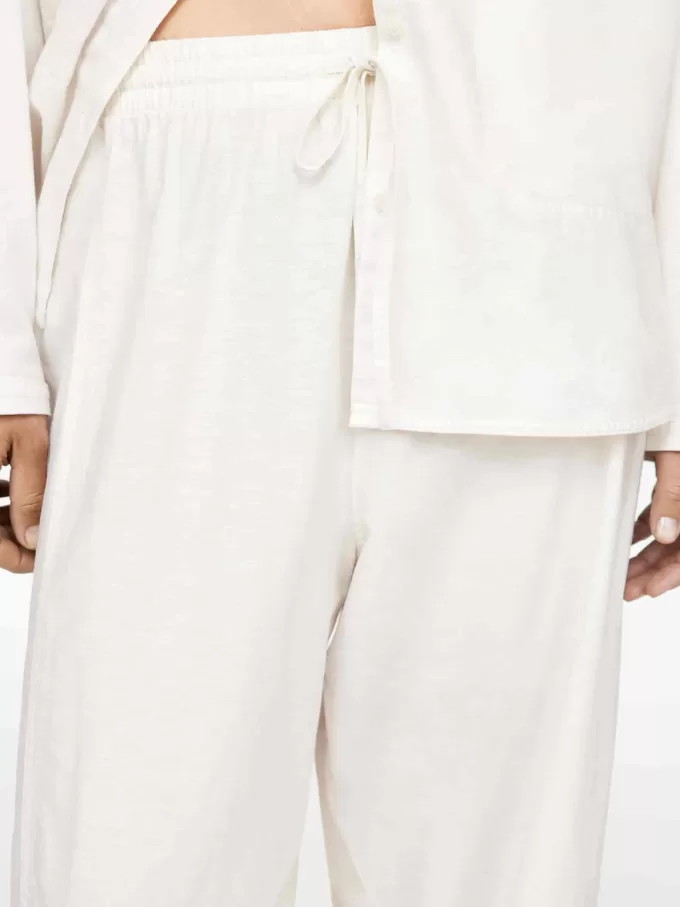 Byxor i bomull och linne Byxor i bomull och linne