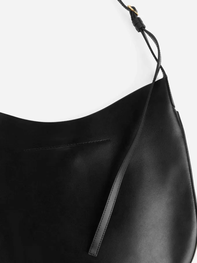 Crescent axelväska Crescent axelväska