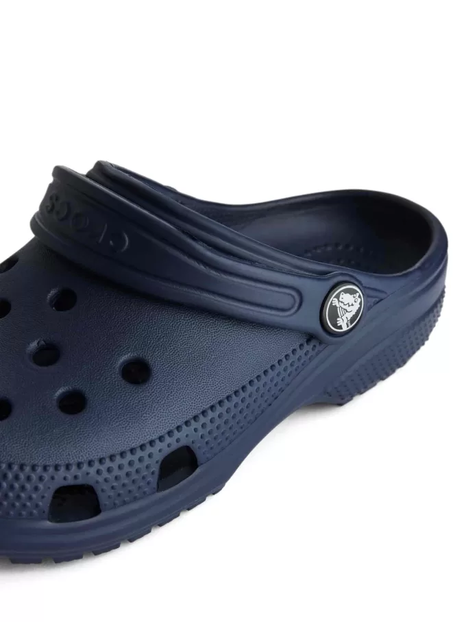 Crocs klassiska träskor