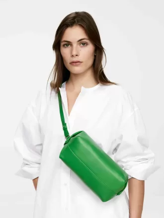 Crossbody-väska i läder Crossbody-väska i läder