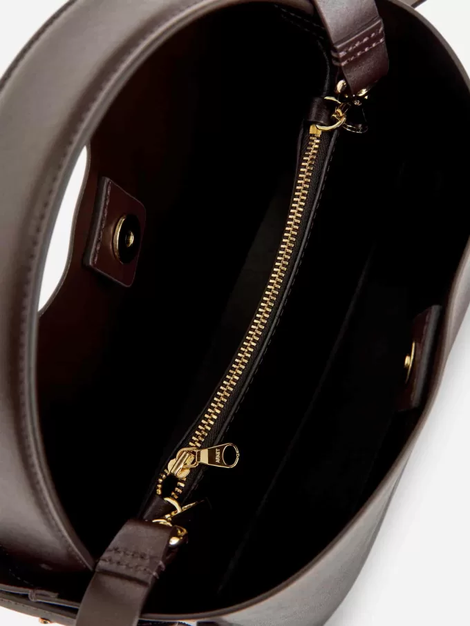 Crossbody-väska i läder Crossbody-väska i läder