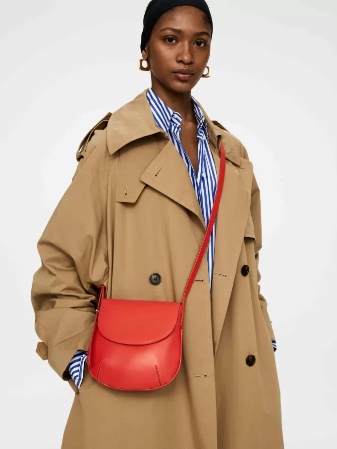 Crossbody-väska i läder Crossbody-väska i läder