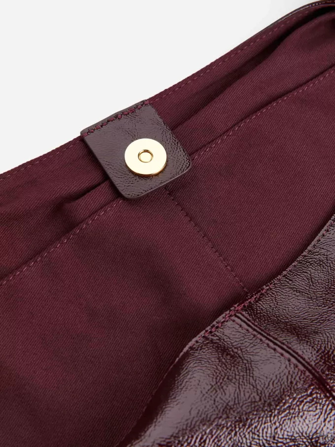 Glänsande läderväska Glänsande läderväska