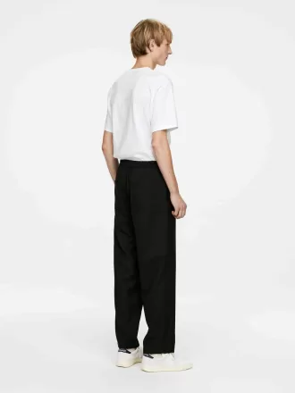 Humlesack Byxor med dragsko Svart 1224930001002 1 330x440 - Humlesäck Byxor med dragsko