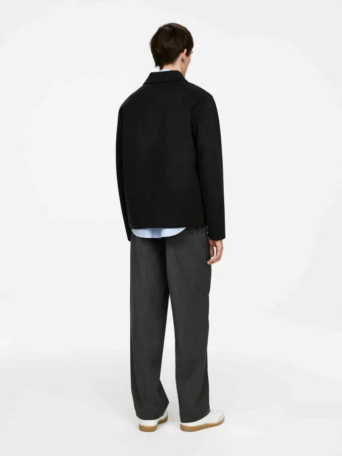 Jacka i ullblandning med dubbelt ansikte Jacka i ullblandning med dubbelt ansikte