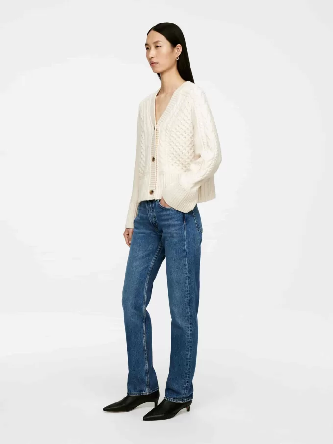 Kabelstickad ullkofta Kabelstickad ullkofta