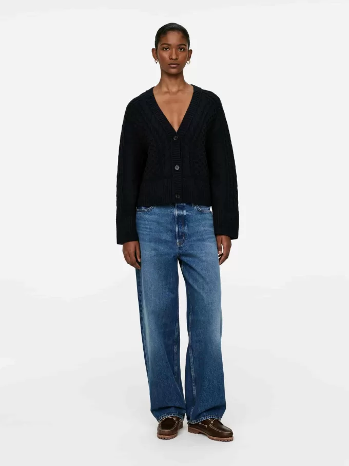 Kabelstickad ullkofta Kabelstickad ullkofta