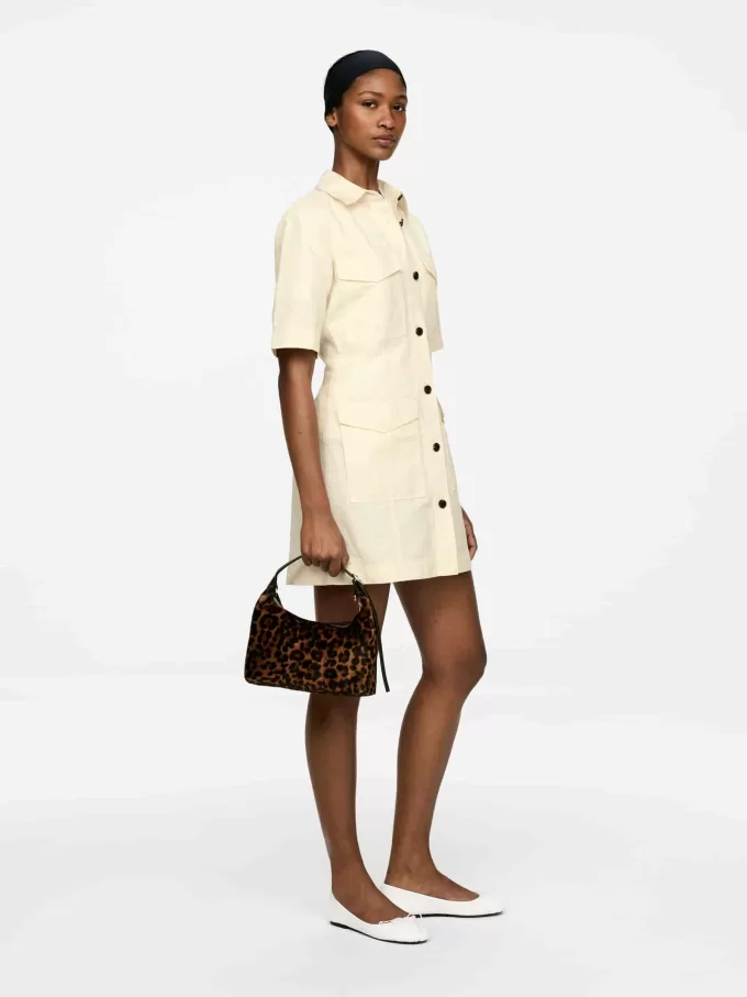 Klänning i linne-bomull Klänning i linne-bomull