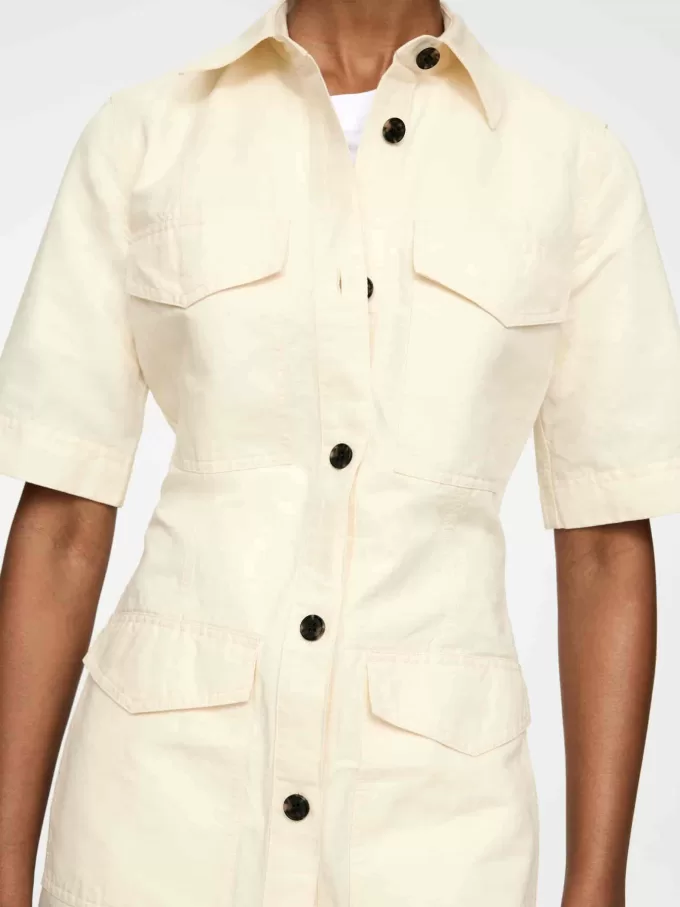 Klänning i linne-bomull Klänning i linne-bomull