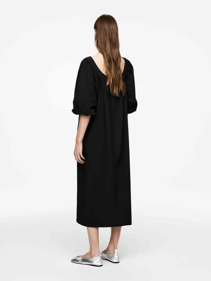 Klänning med ballongärm Klänning med ballongärm