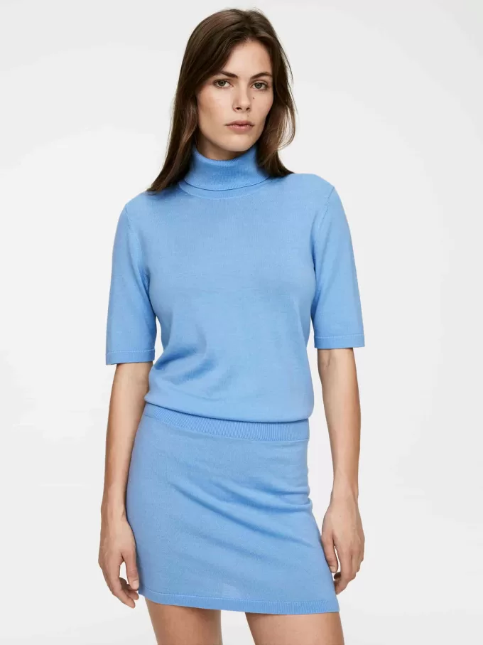 Kortärmad tröja med rullkrage Kortärmad tröja med rullkrage