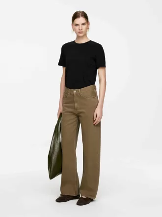 LILY Lättvikts T-shirt LILY Lättvikts T-shirt