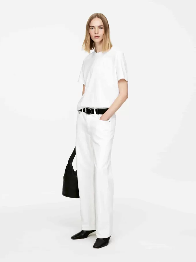 LILY Lättvikts T-shirt LILY Lättvikts T-shirt