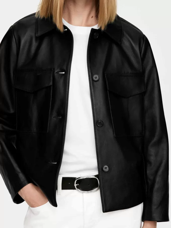 LILY Lättvikts T-shirt LILY Lättvikts T-shirt