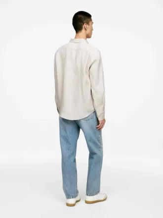 Linenskjorta i normal passform
