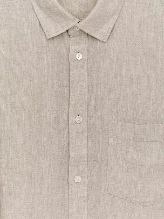 Linenskjorta i normal passform Linenskjorta i normal passform