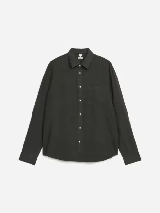 Linenskjorta i normal passform