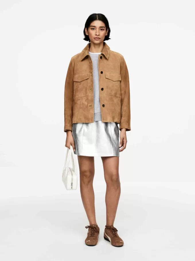 Metallisk läderkjol Metallisk läderkjol