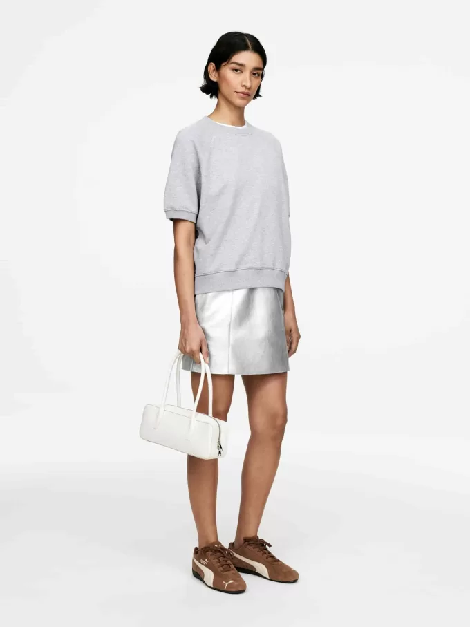 Metallisk läderkjol Metallisk läderkjol