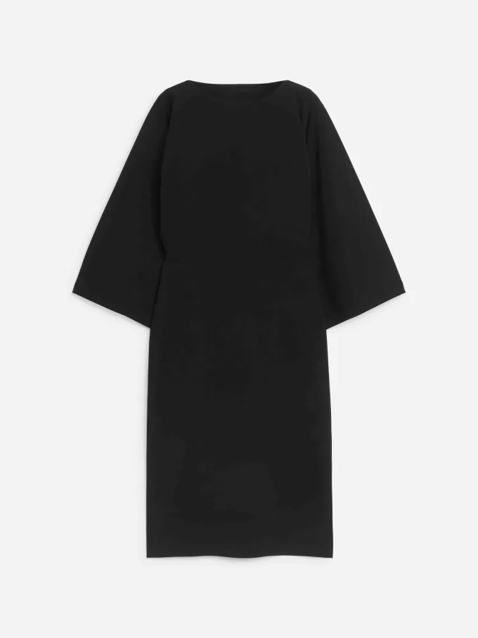 Midiklänning med båthals