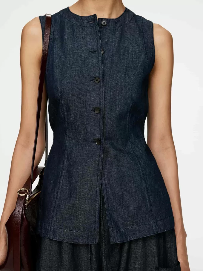 Monterad jeansväst Monterad jeansväst